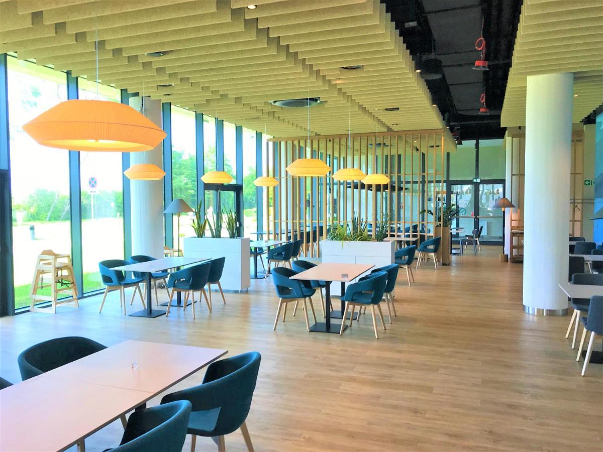 6 Pietro Seaside Lägenhet Kołobrzeg Exteriör bild