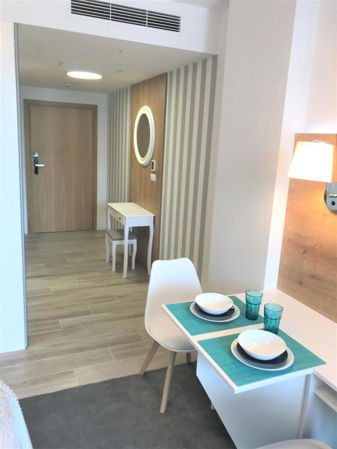 6 Pietro Seaside Lägenhet Kołobrzeg Exteriör bild