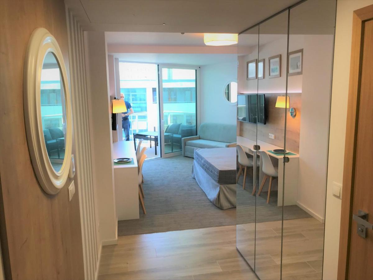 6 Pietro Seaside Lägenhet Kołobrzeg Exteriör bild