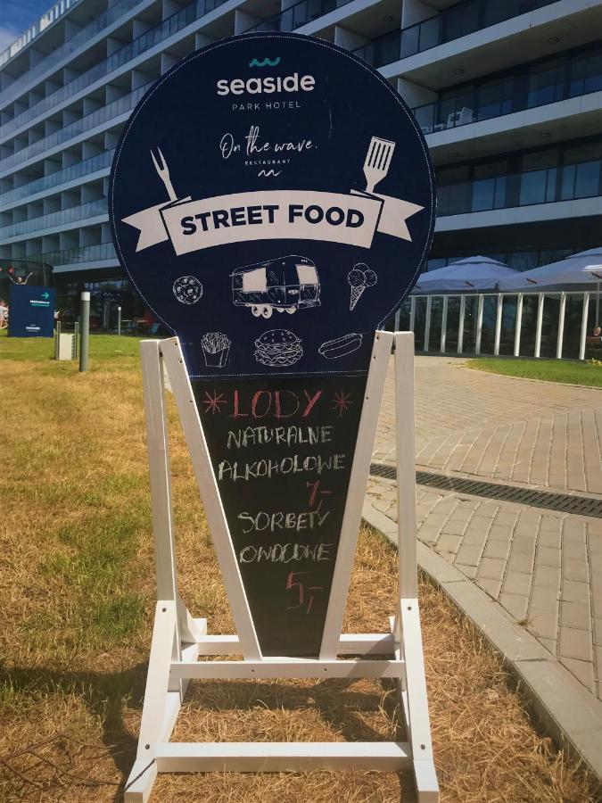 6 Pietro Seaside Lägenhet Kołobrzeg Exteriör bild