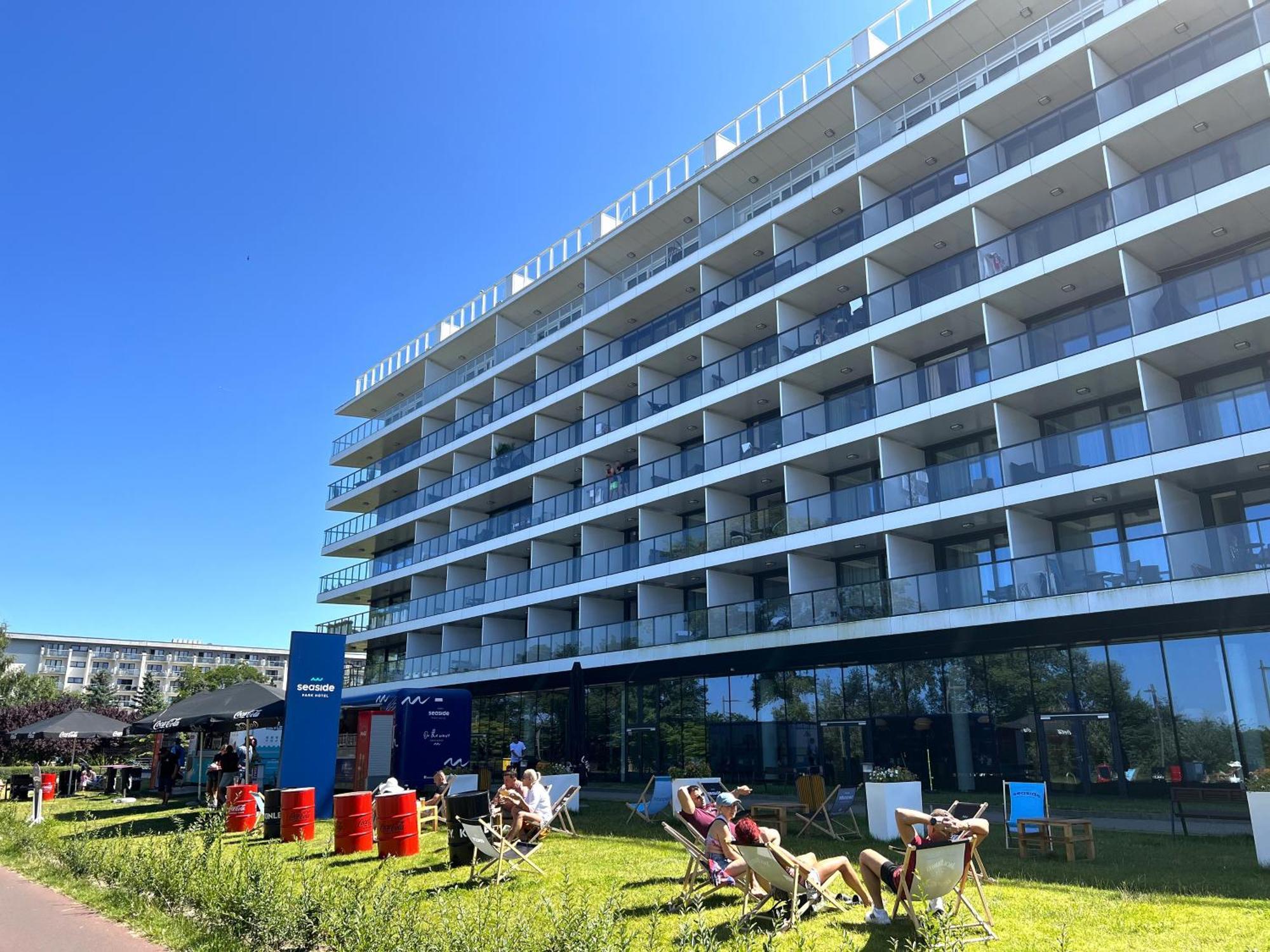 6 Pietro Seaside Lägenhet Kołobrzeg Exteriör bild