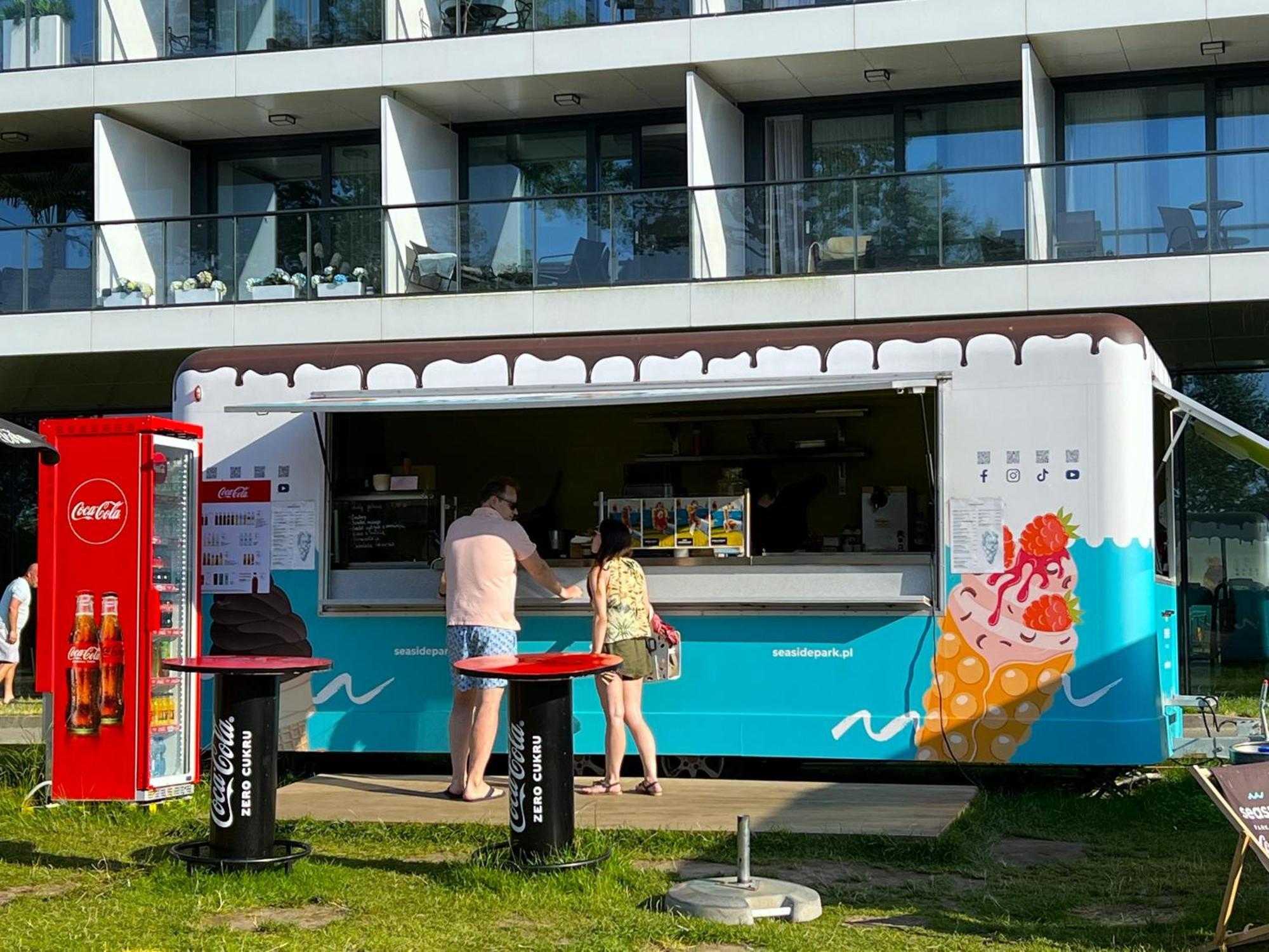 6 Pietro Seaside Lägenhet Kołobrzeg Exteriör bild